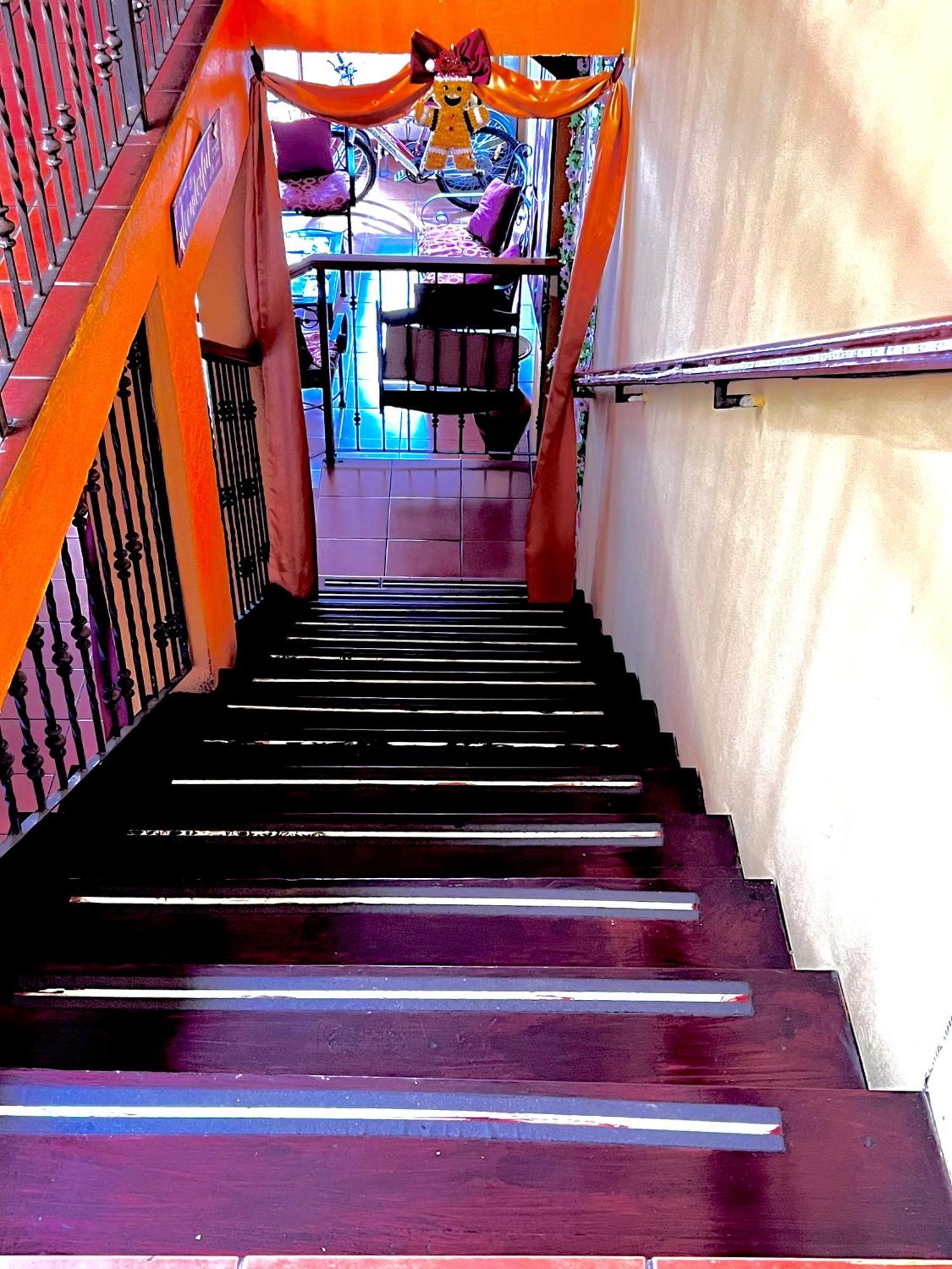 Hostal Lolita'S Boutique غرناطة المظهر الخارجي الصورة